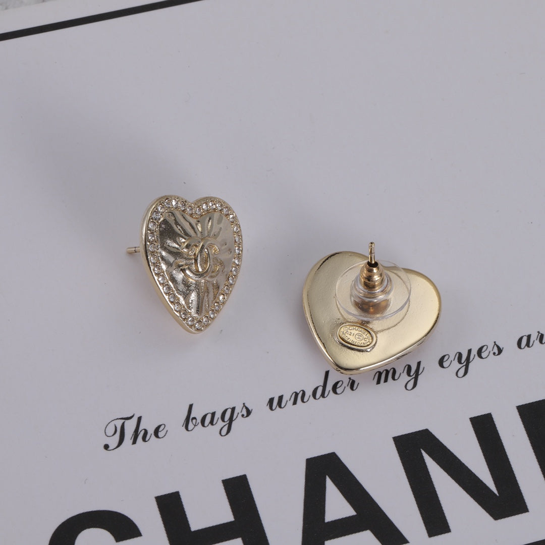 14C13E  Fashionable and high quality earrings