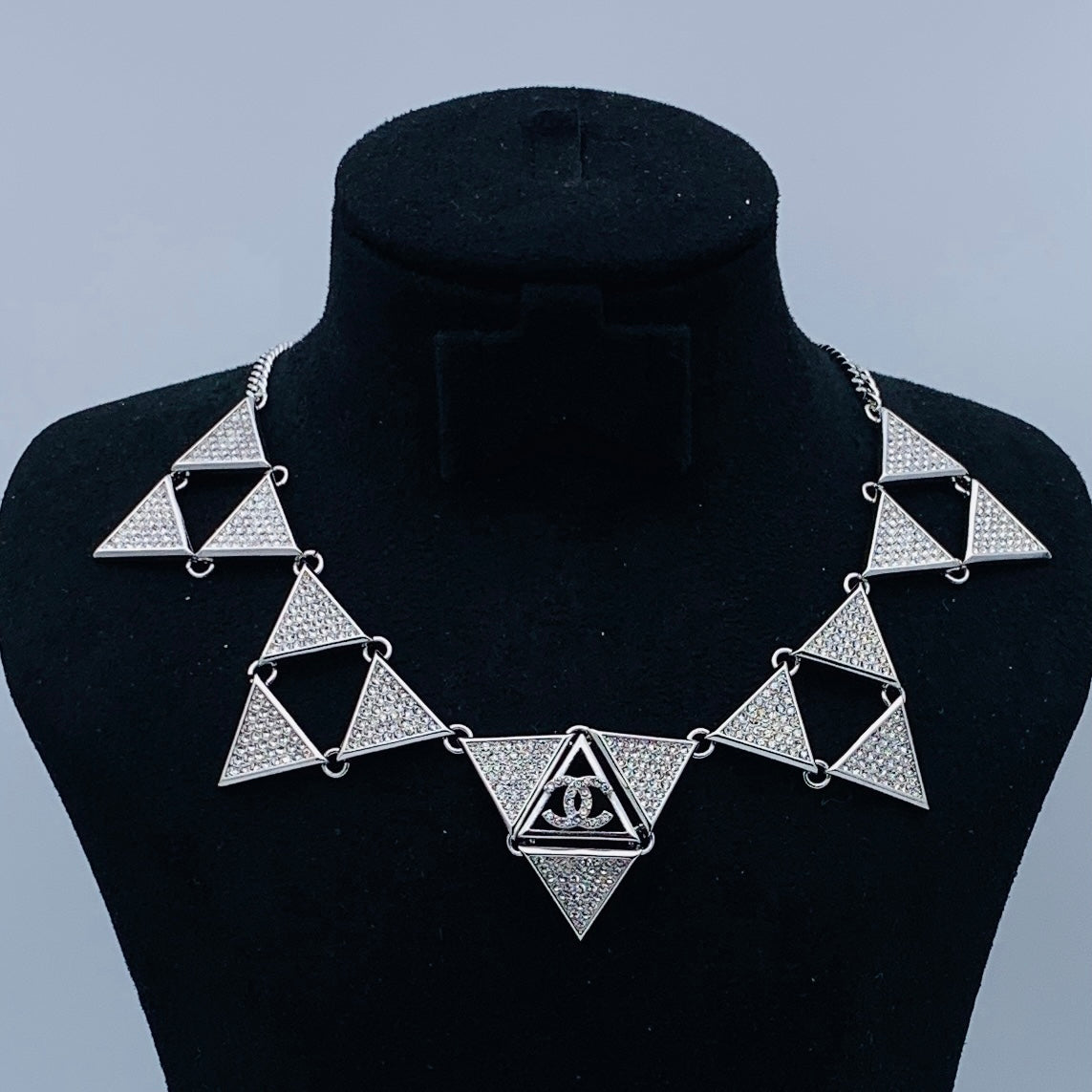 8XC16X Fashion high -quality Necklaces