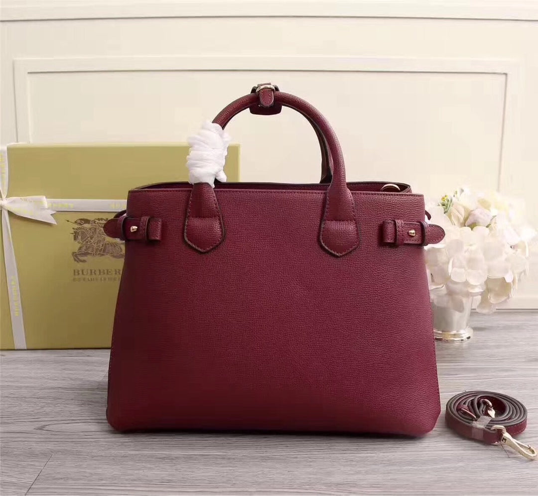 2XR362B (1:1 hight quality leather Bags)