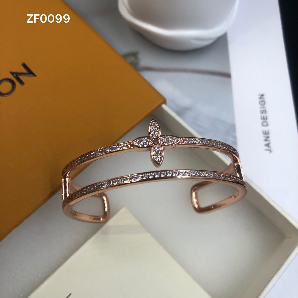 1YE348K  Fashion high -quality Bracelets