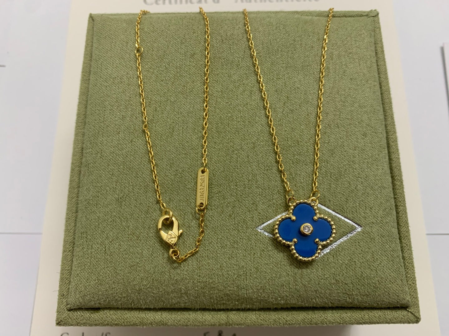 5XVA185X (1:1 High quality 1 flower necklace)