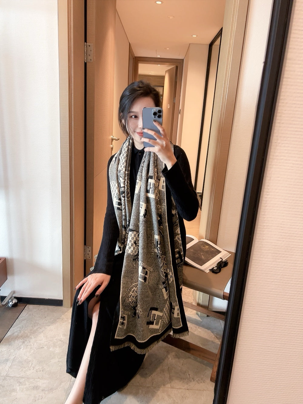 14F326W　Fashion scarves