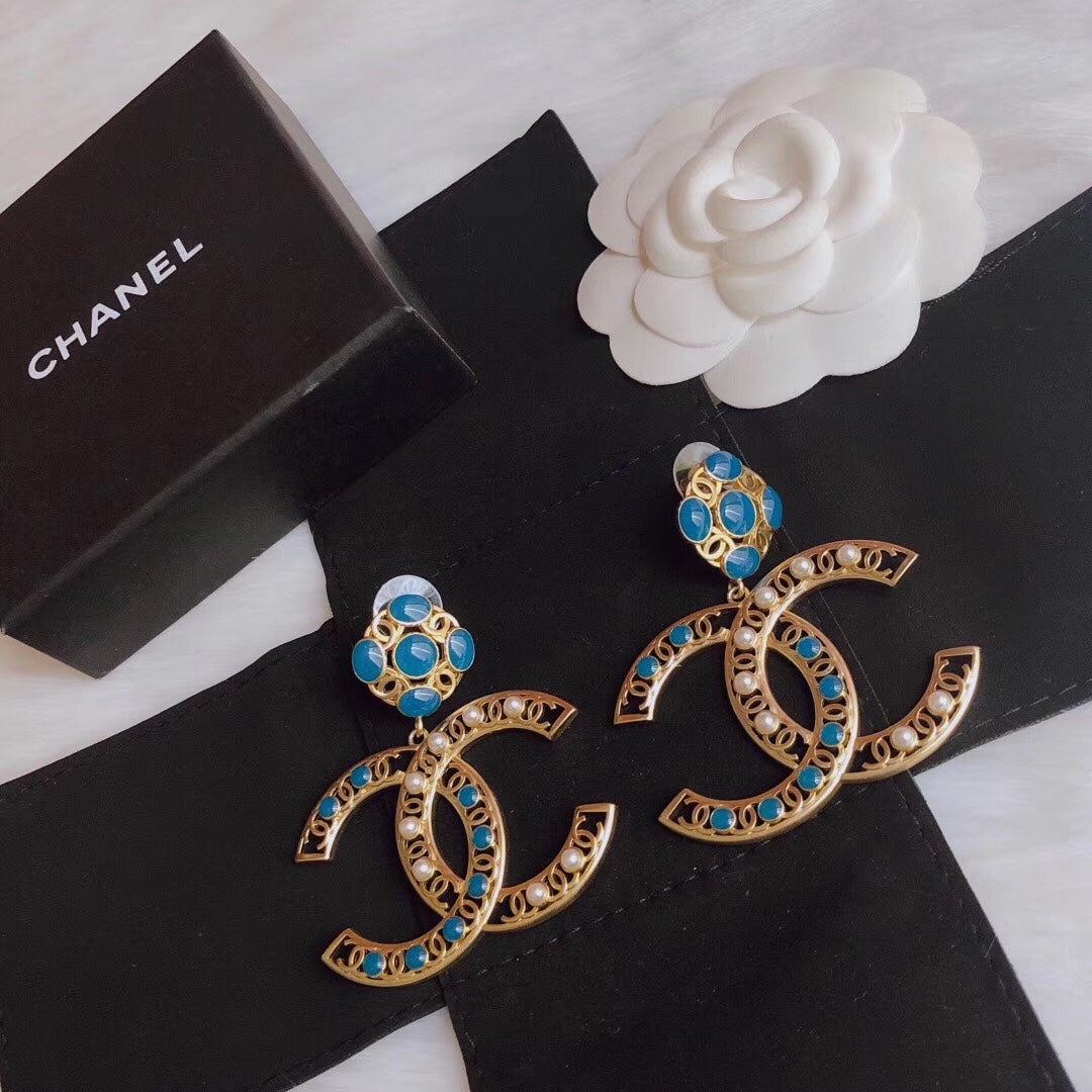 14C98E  Fashionable and high quality earrings