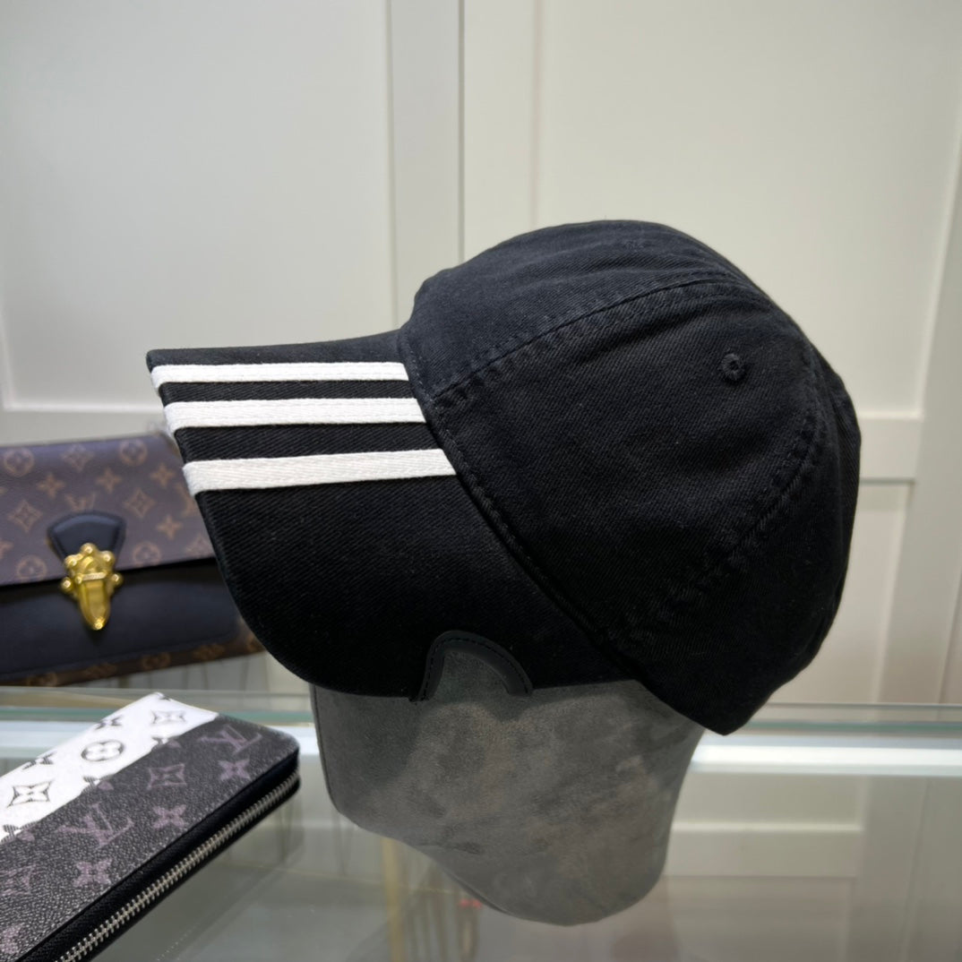 14J353M  Fashion hats