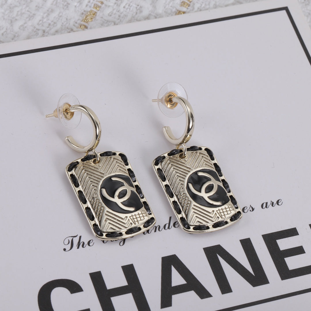 14C311E   Fashionable and high quality  Earrings