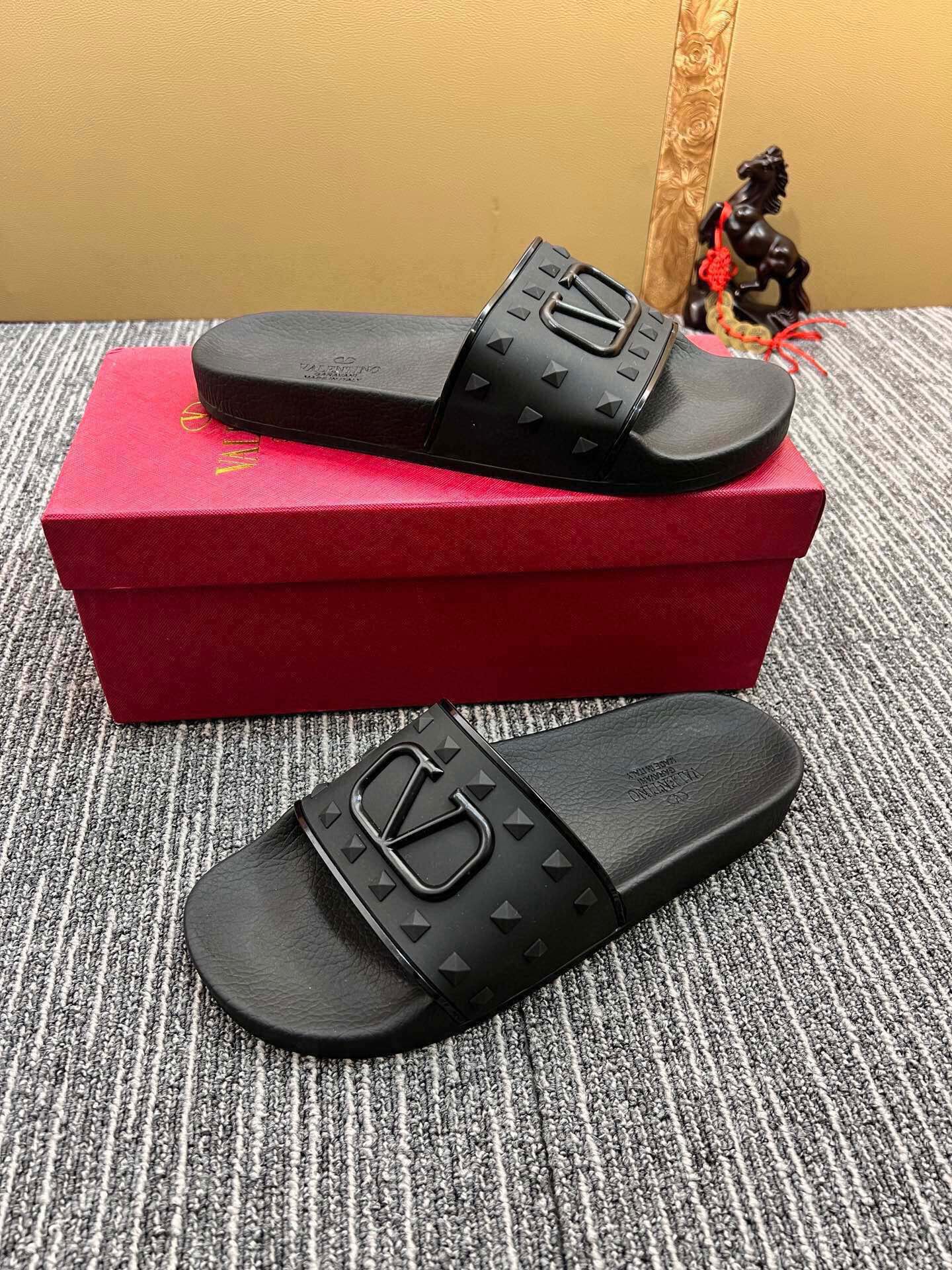 54VL52Z    fashion slippers