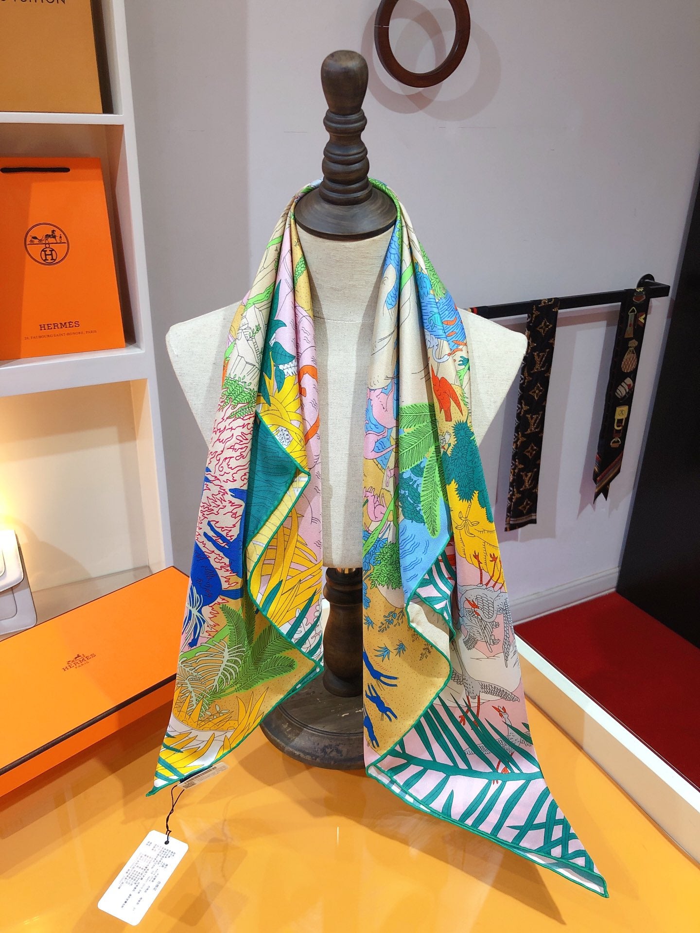 14H160W Fashion high quality scarves