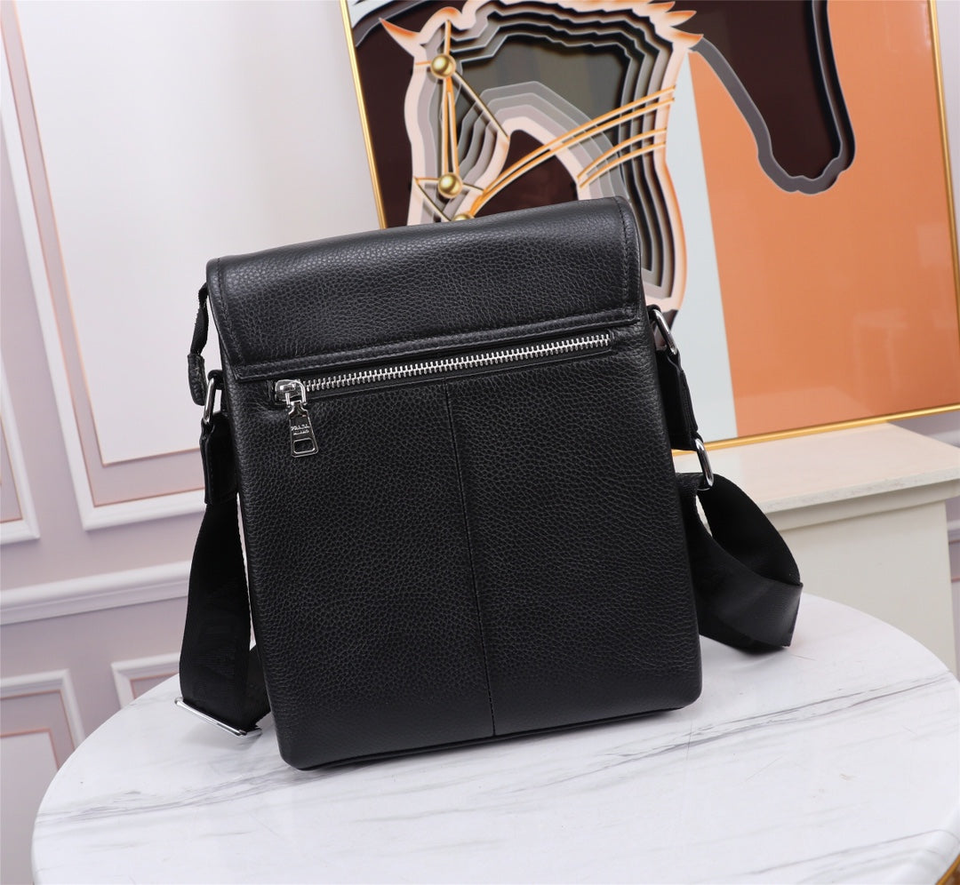 2XPD303B hight quality leather Men's Bags