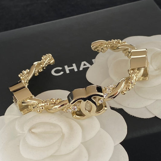 1XC578K  Fashion high -quality Bracelets