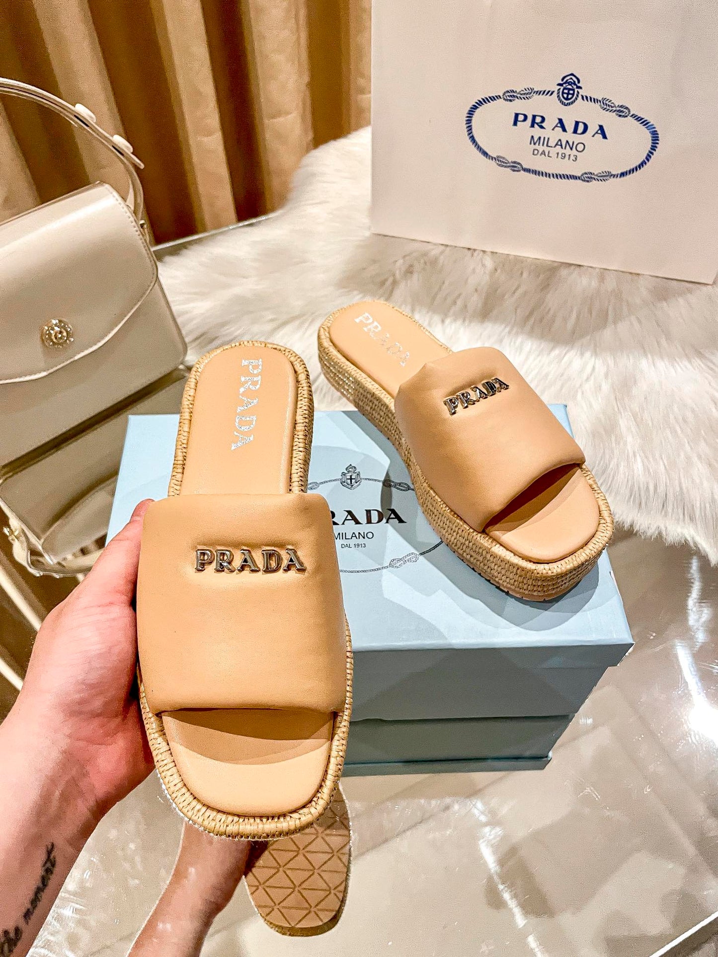 14PD176Z  fashion Slippers