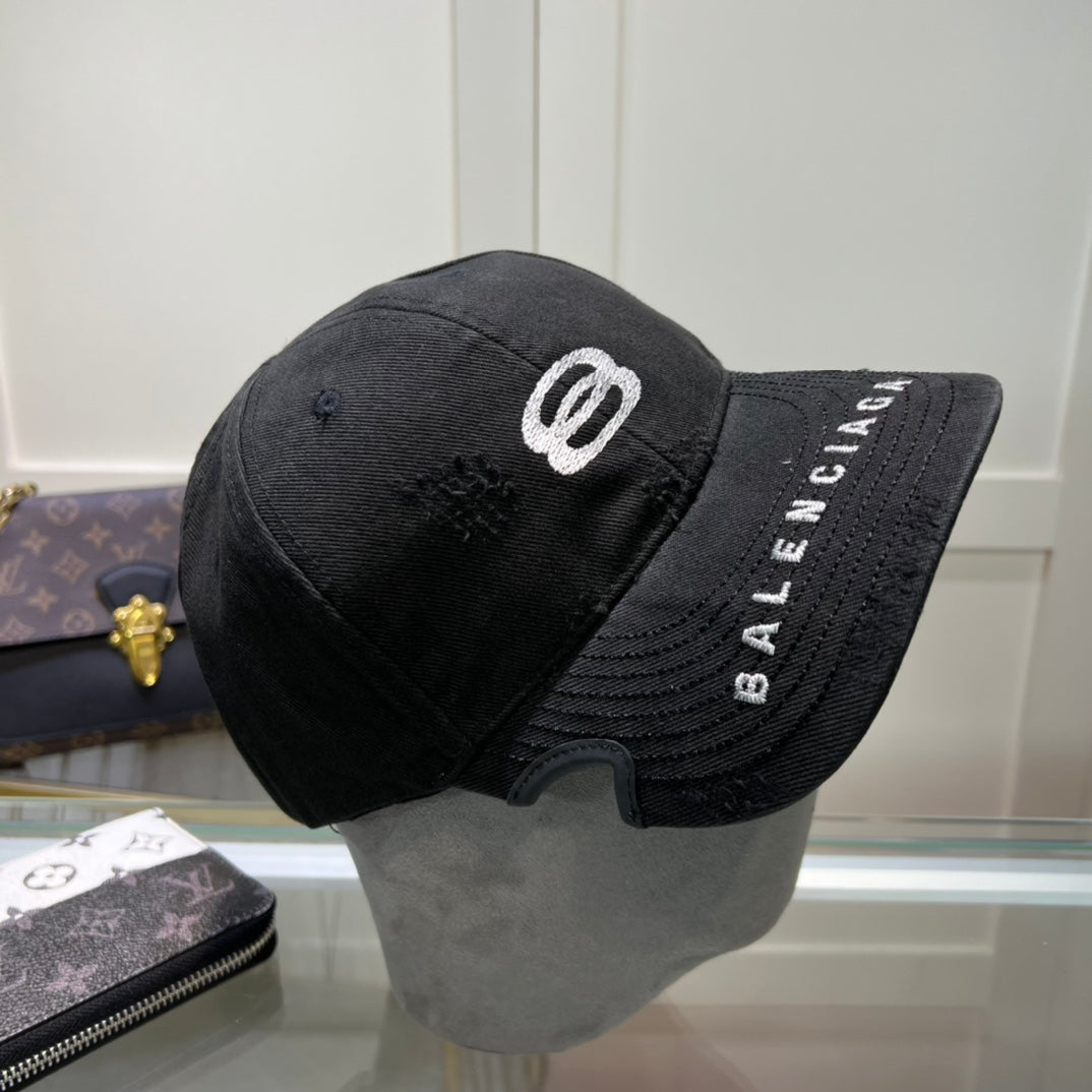 14J84M   Fashion hats