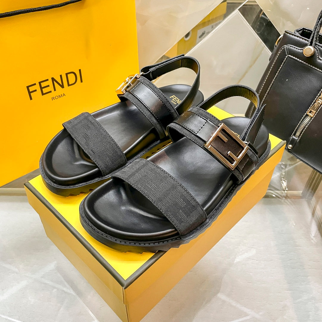 14F71Z  fashion sandals