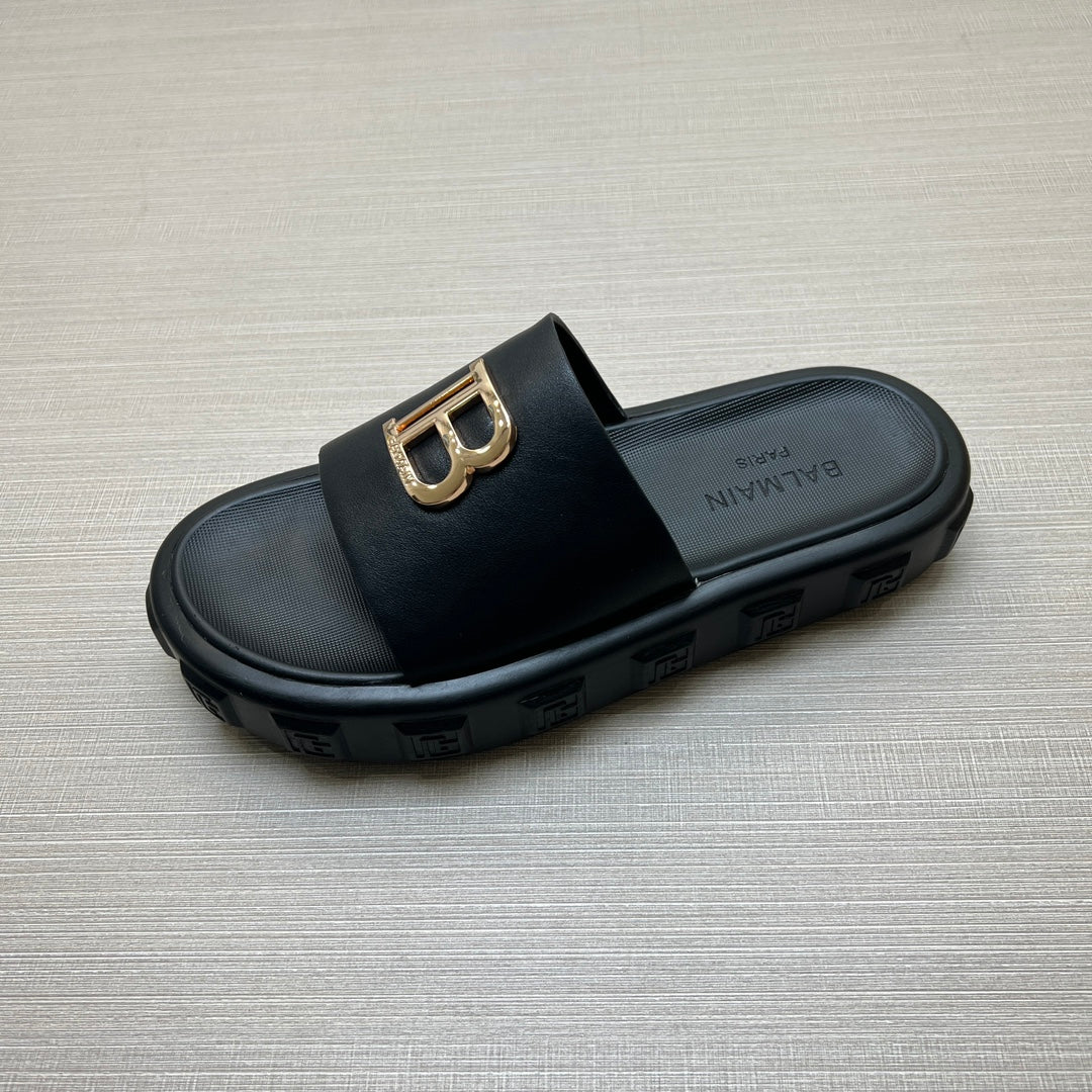 54A110Z   fashion  slippers