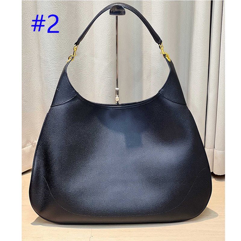 1XB67B (Fashionable leather bag )