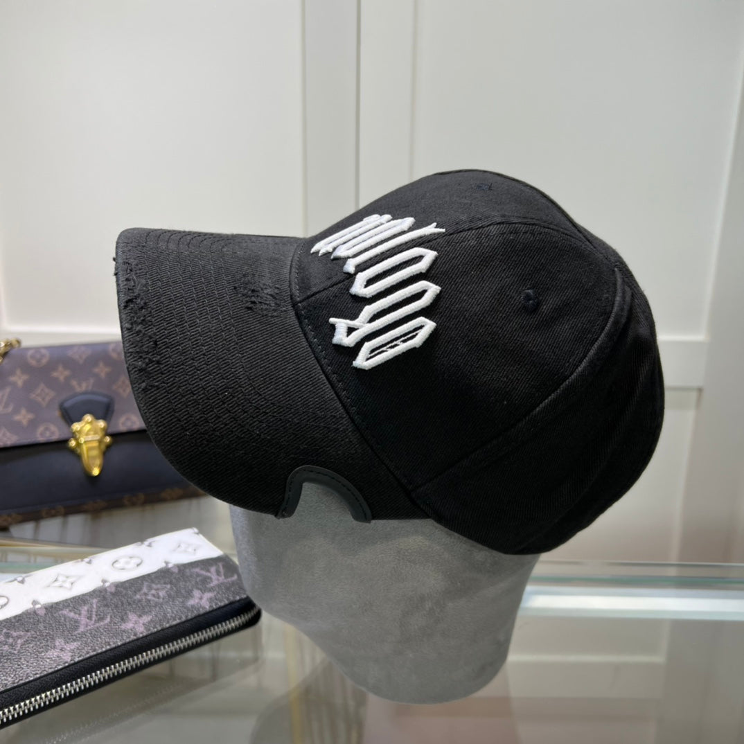 14J85M   Fashion hats