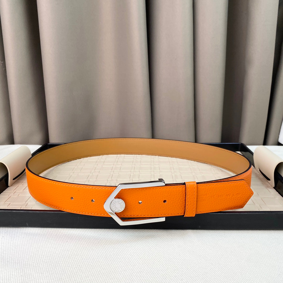 14H106P   (High quality leather belt With full package)