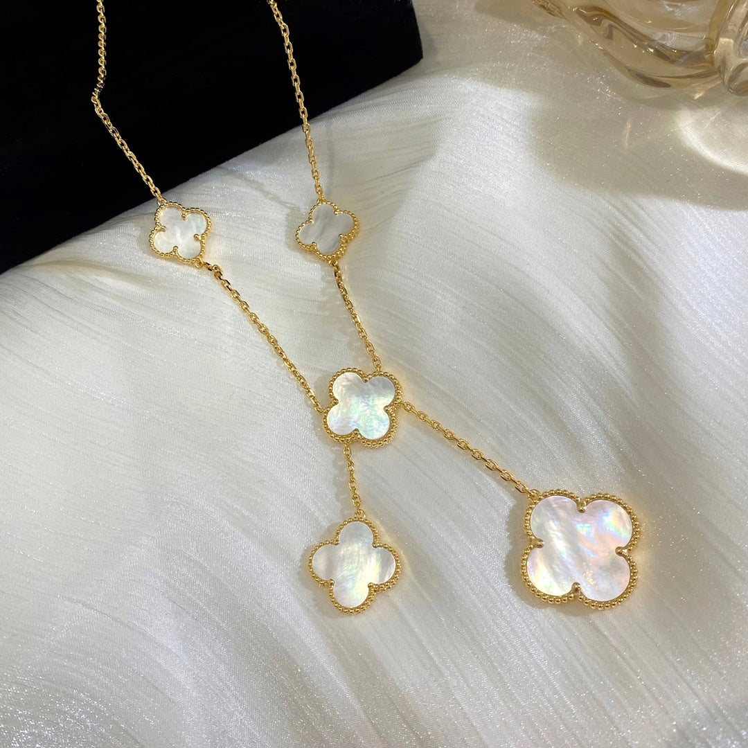 5XVA182K (1:1 High quality 6 flowers necklaces)