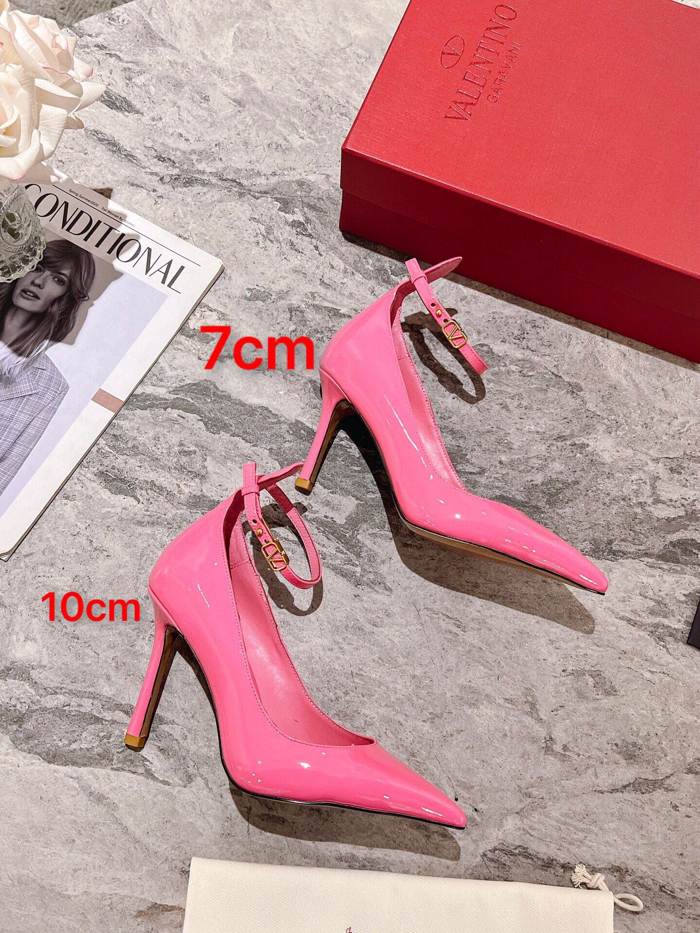 1:1 High quality leather sandals 2YVL37Z