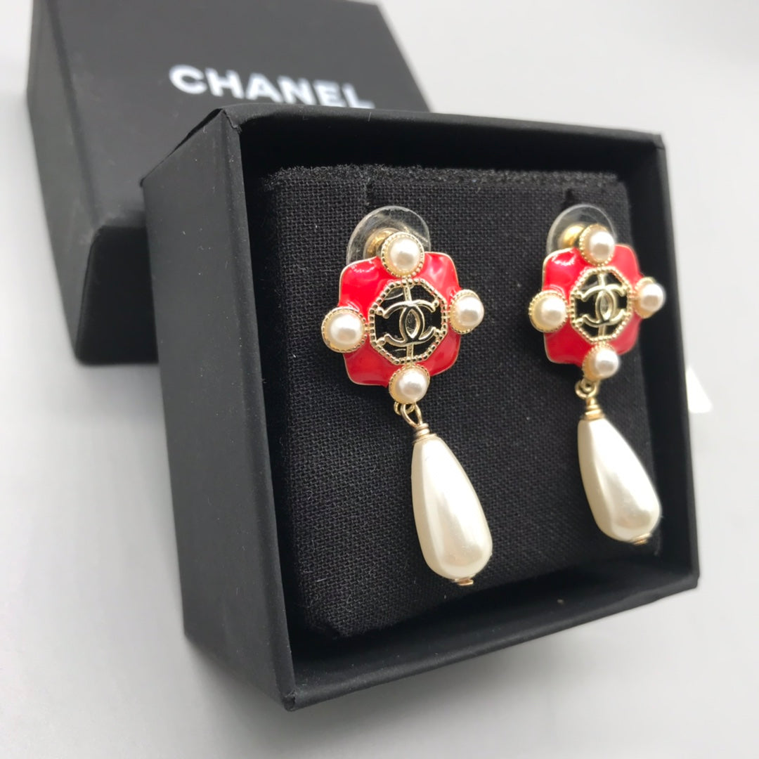 14C20E  Fashionable and high quality earrings