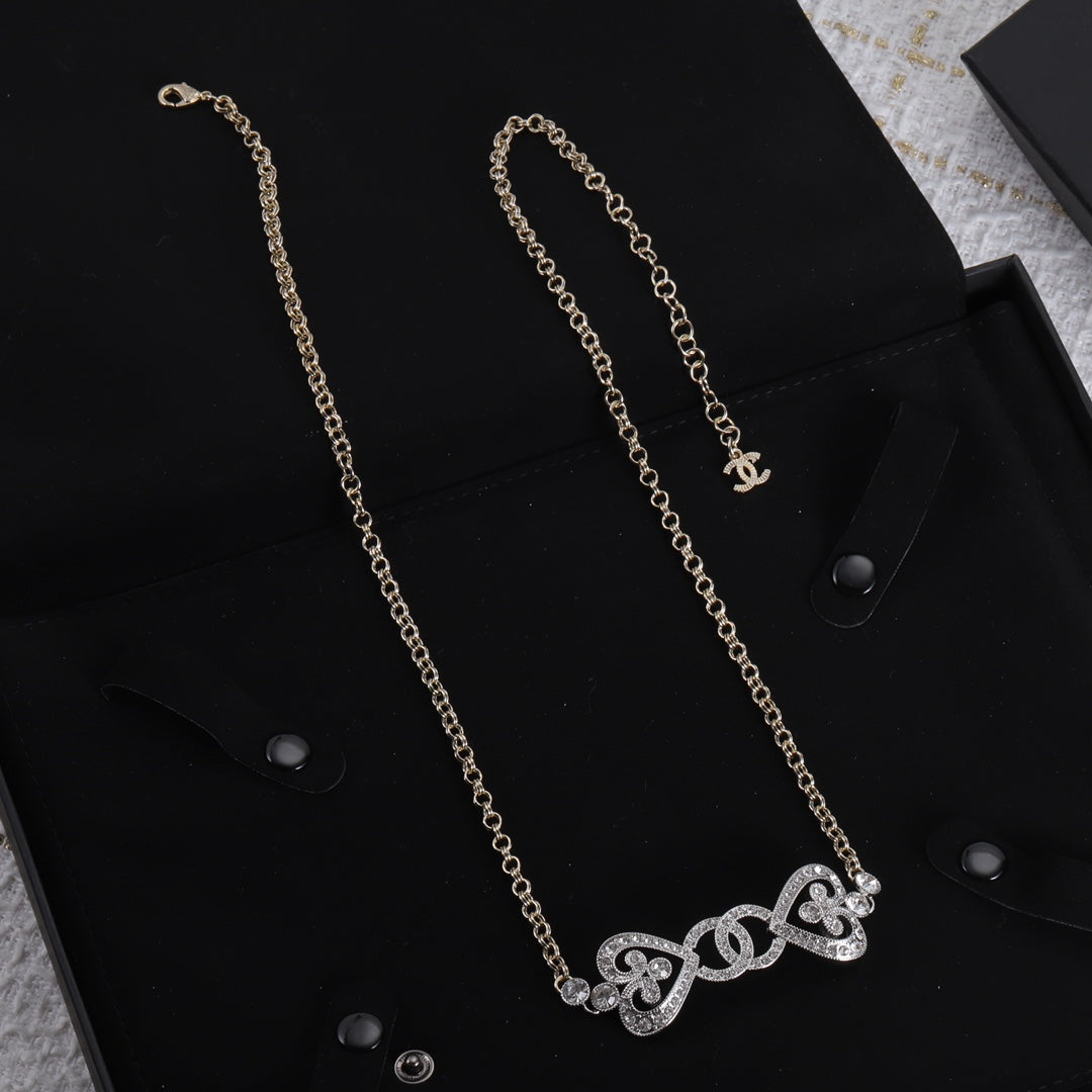 14C476X  Fashionable and high quality Necklaces