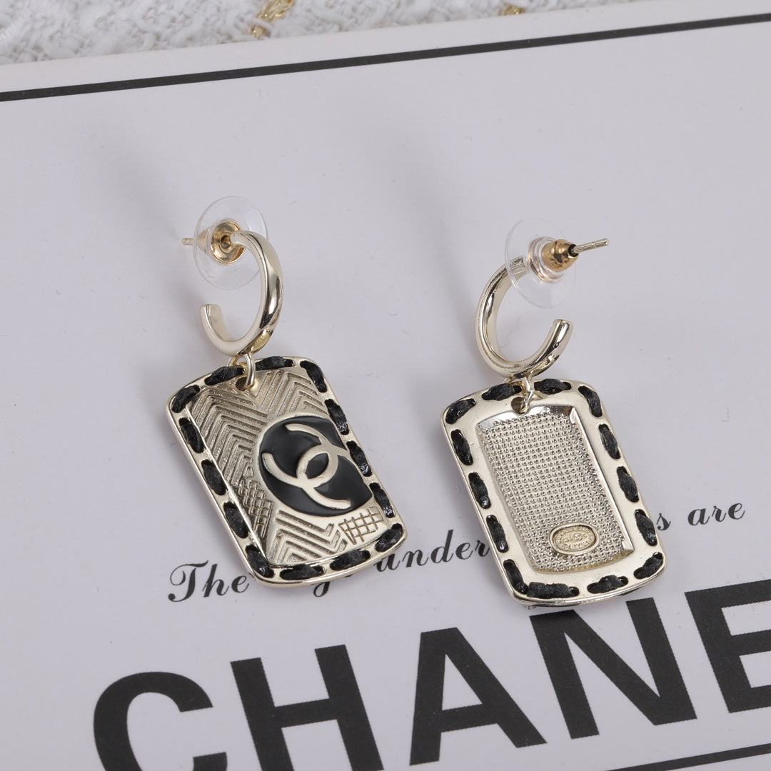 14C311E   Fashionable and high quality  Earrings