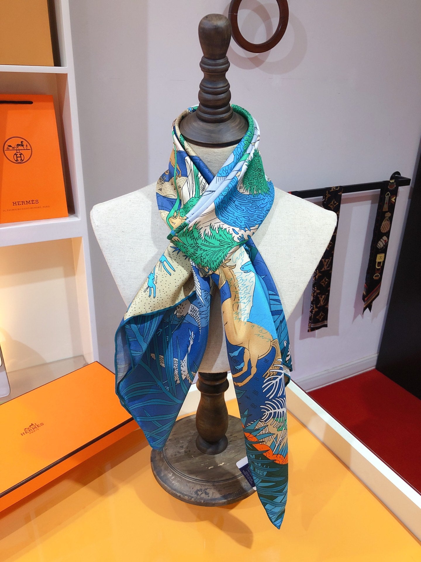 14H160W Fashion high quality scarves