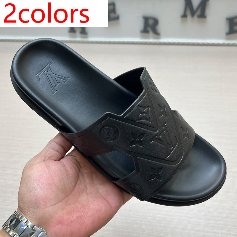 54E66Z   High quality leather slippers