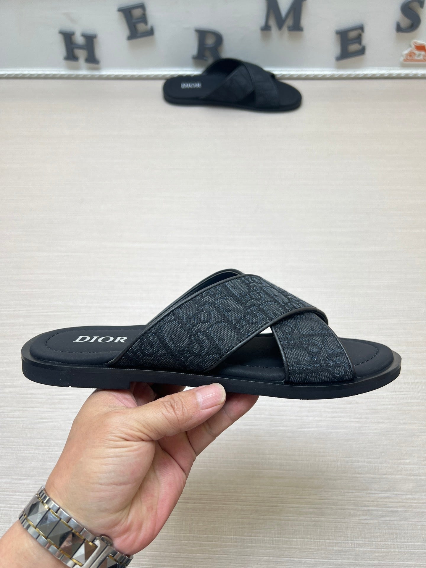 54D79Z  fashion  slippers