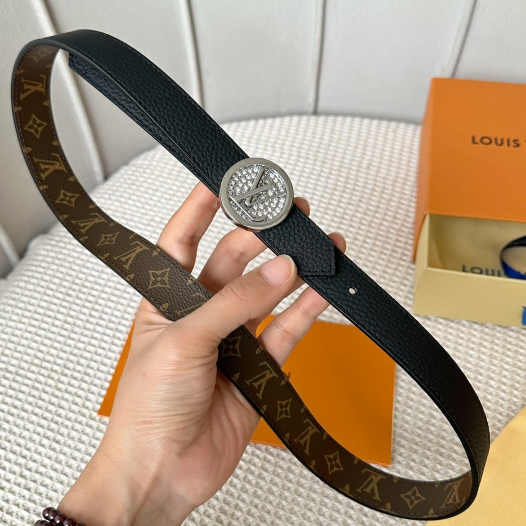 14E71P   (High quality leather belt With full package)