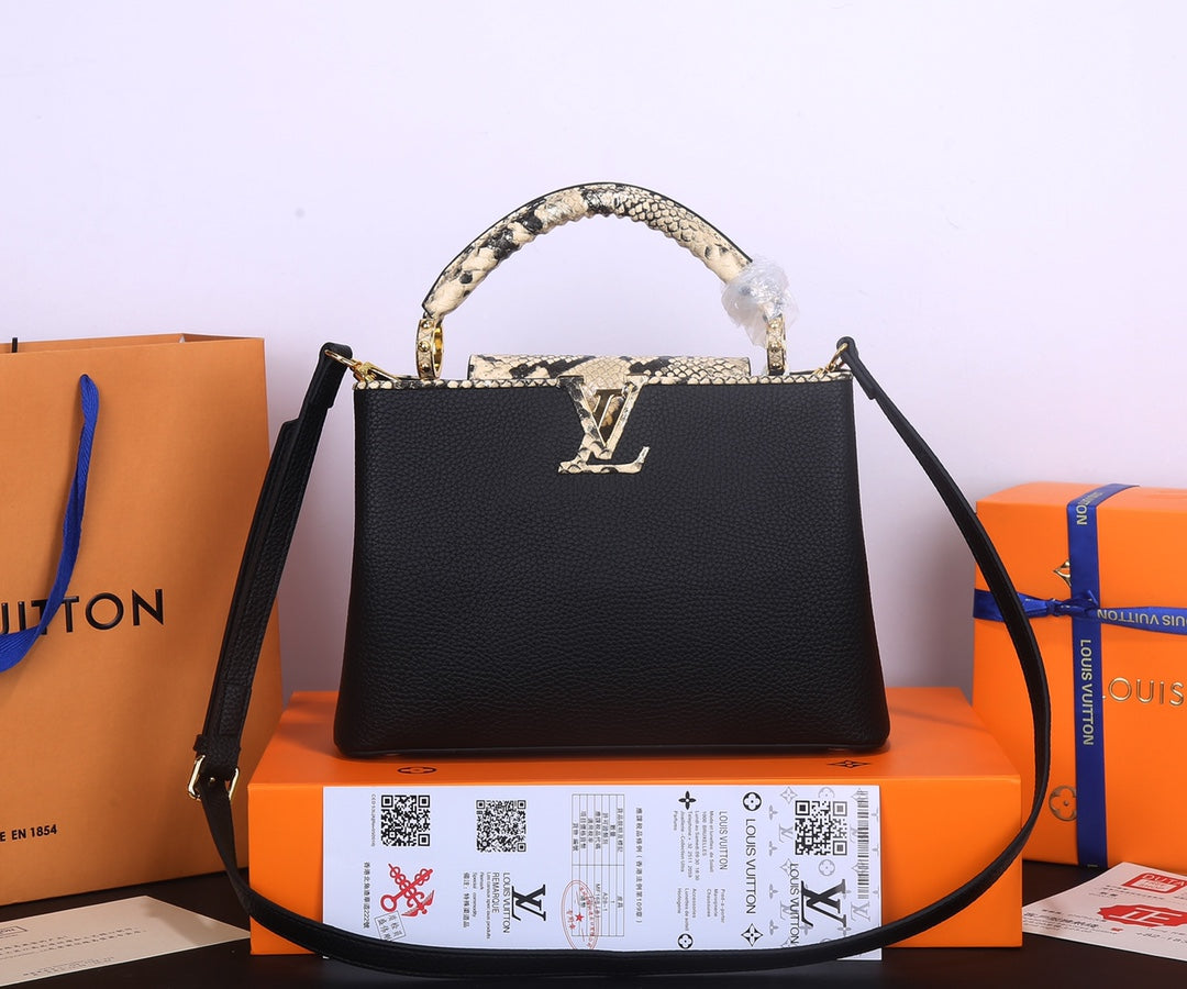 1XE443B Fashionable leather bag