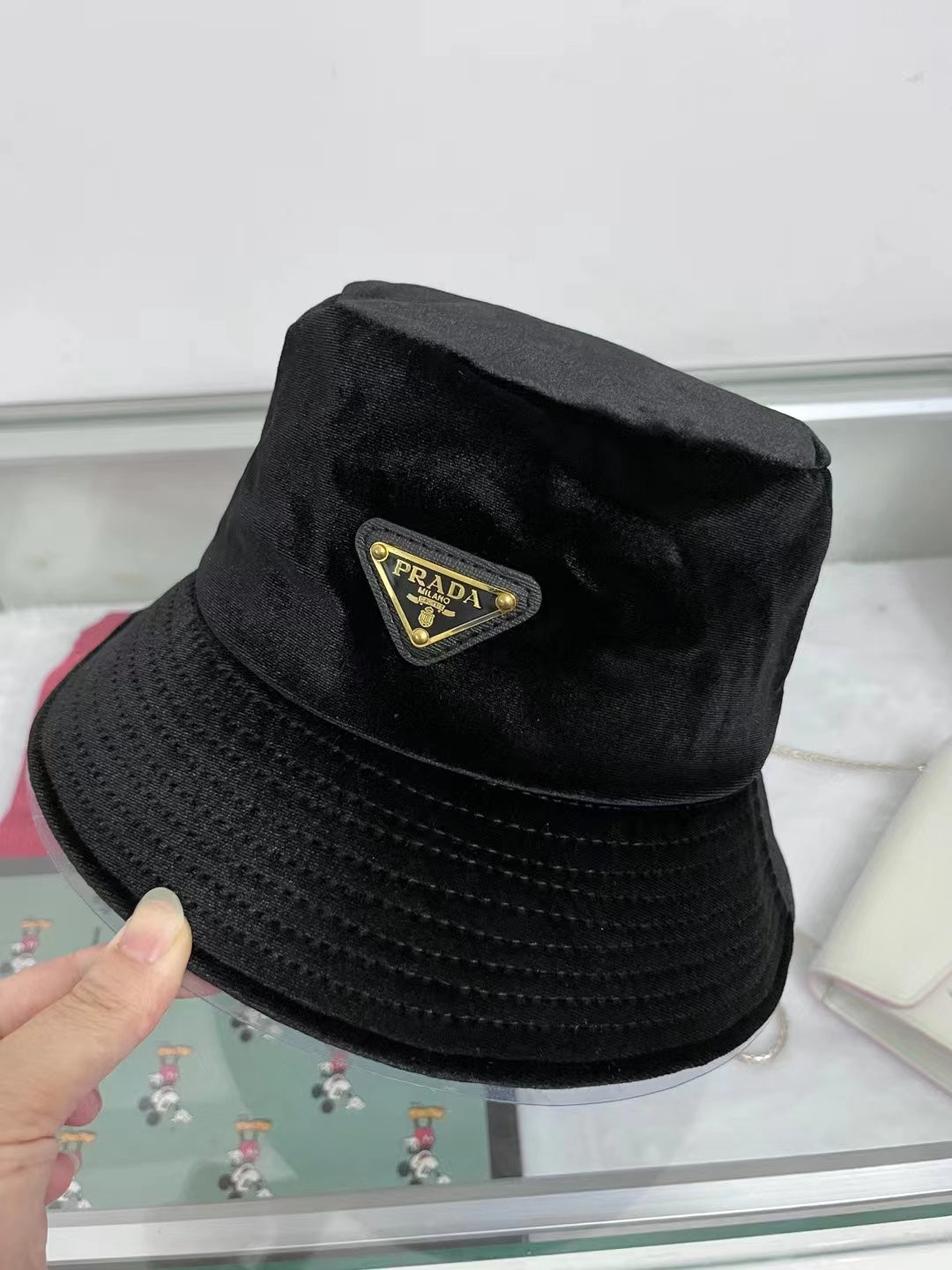 14PD235M   Fashion hats