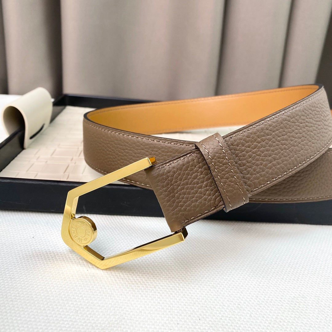 14H107P   (High quality leather belt With full package)