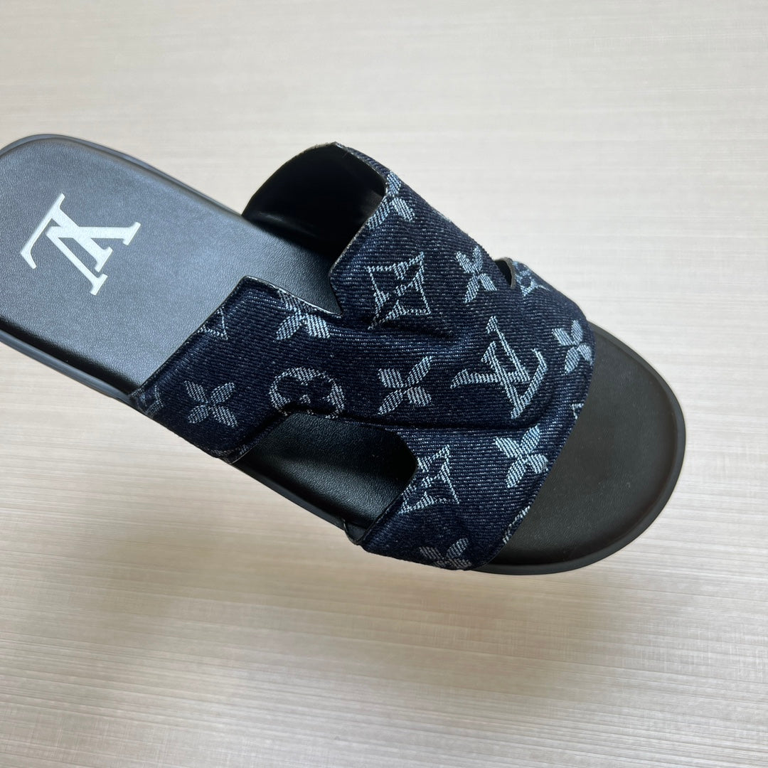 54E29Z    fashion  slippers