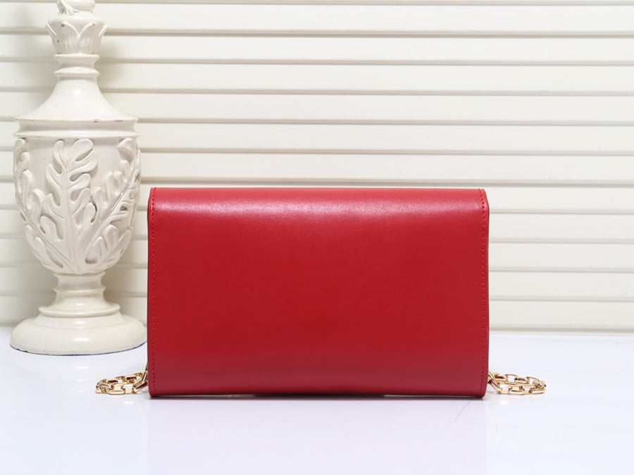 1XE72B (Fashionable leather bag )