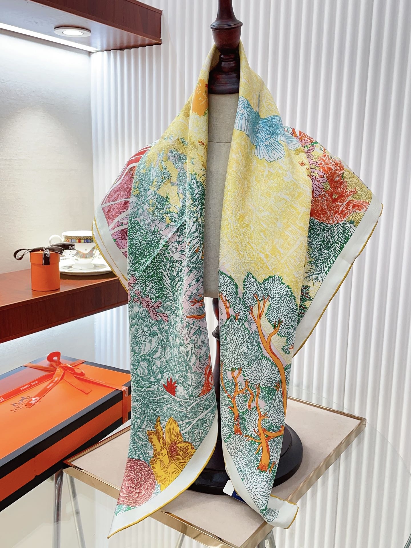 14E108W  Fashion high quality scarves