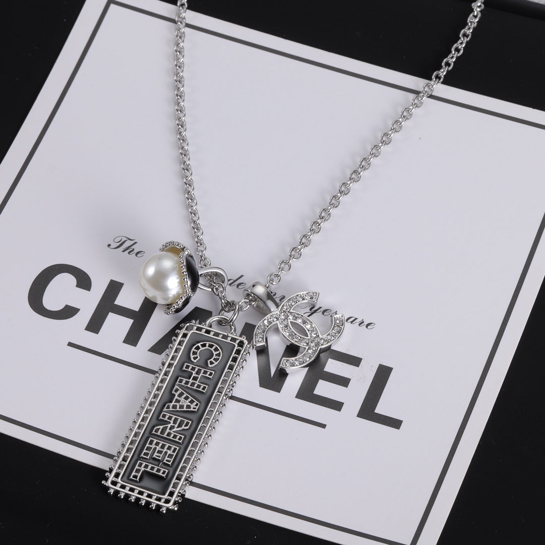 1YC411X  Fashion high -quality Necklaces