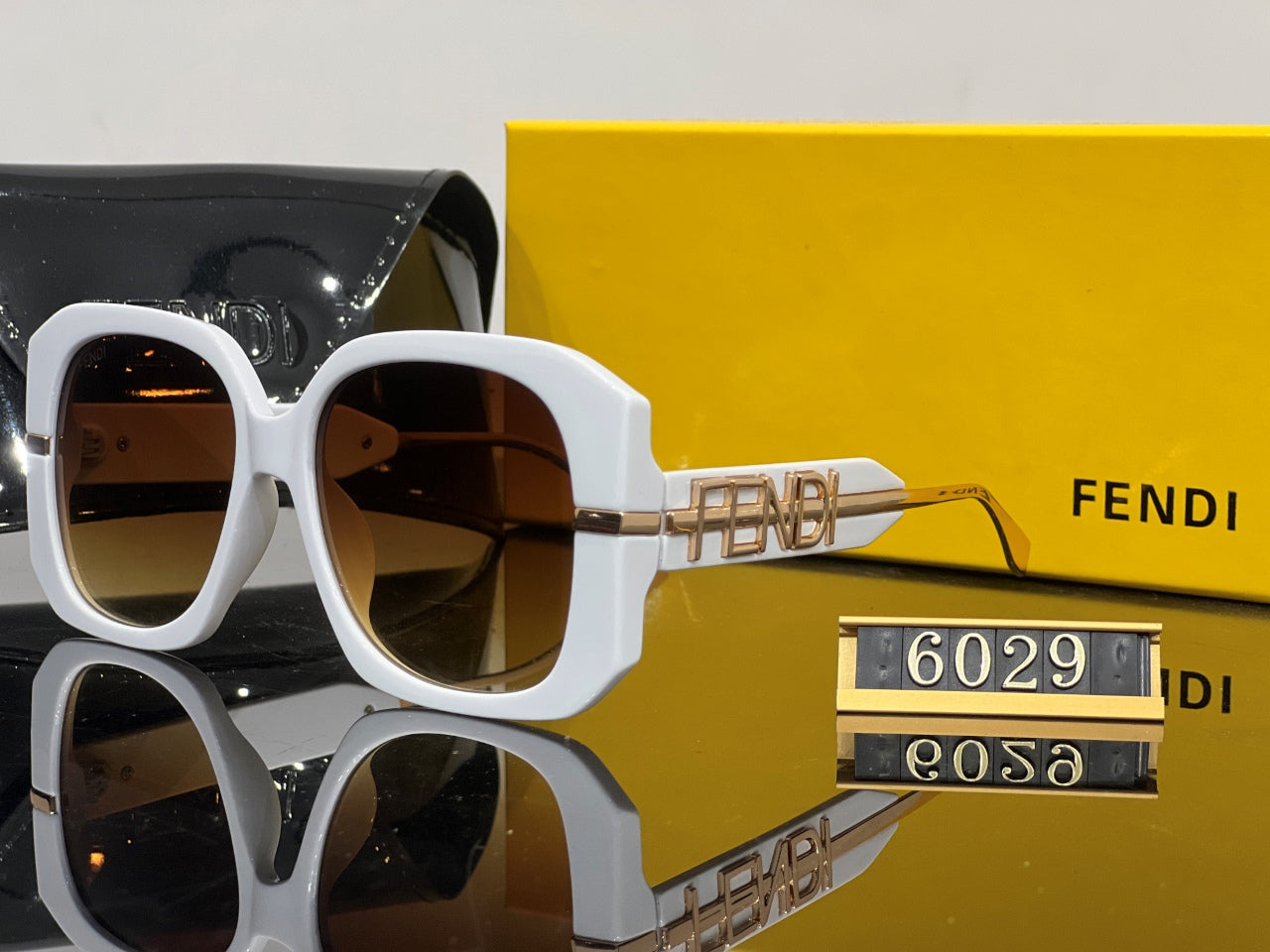 74F204T  fashion Sunglasses