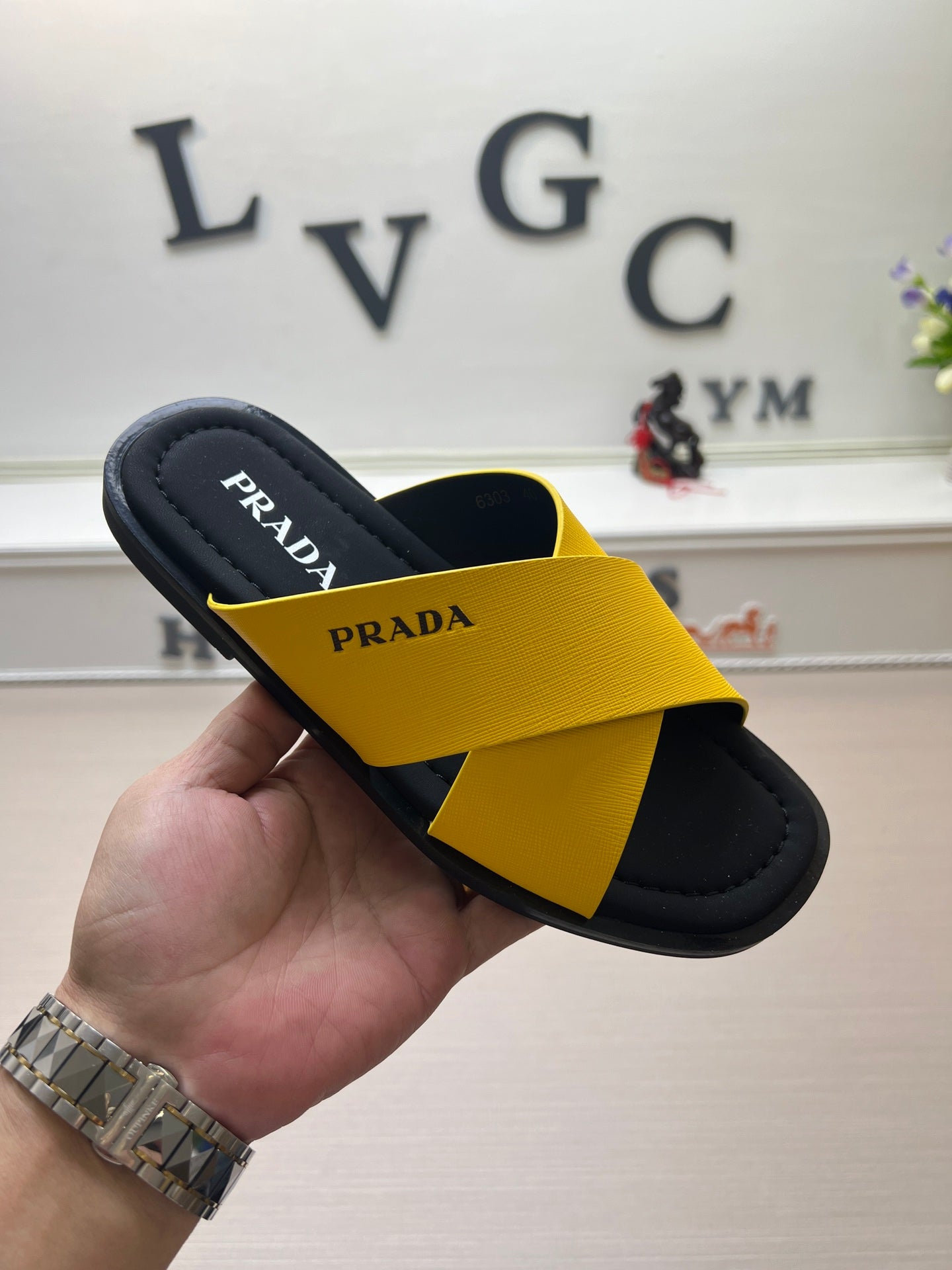 54PD75Z   fashion  slippers