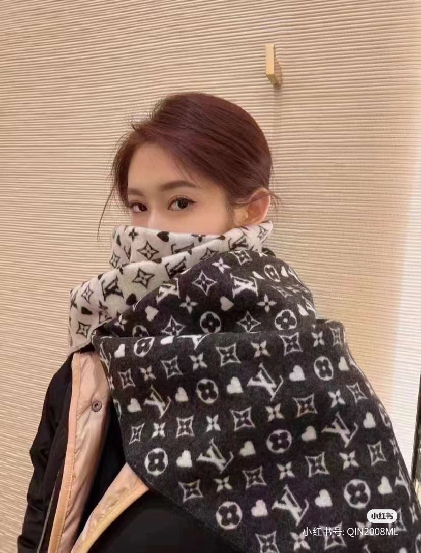 14E475W　 Fashion scarves