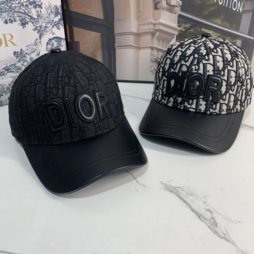 14D99M   Fashion hats