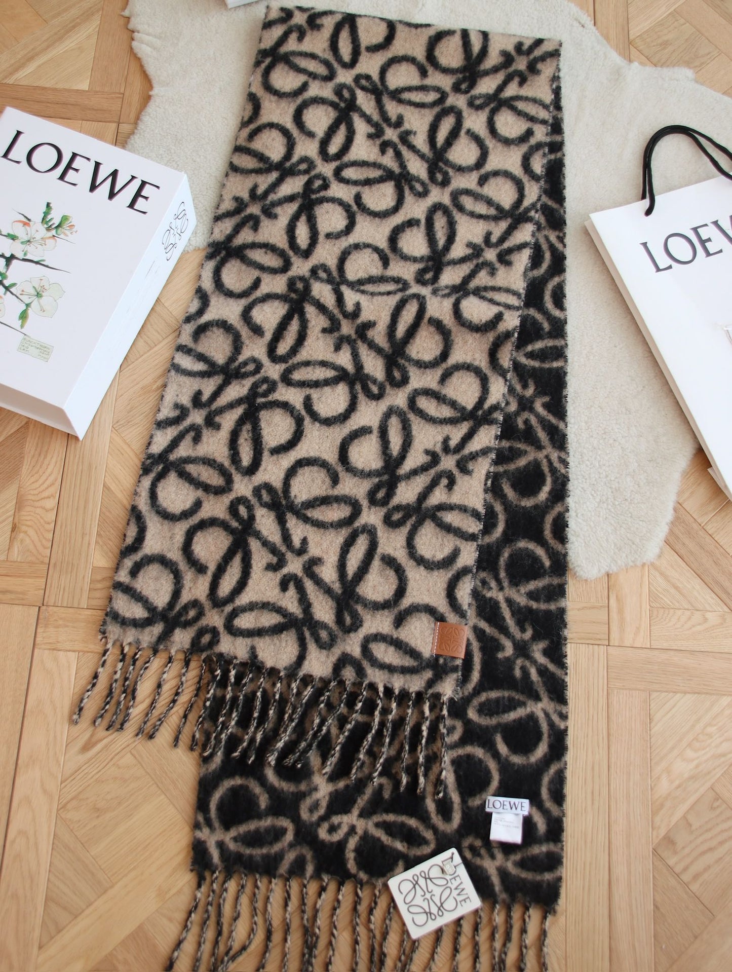 14A495W　 Fashion scarves