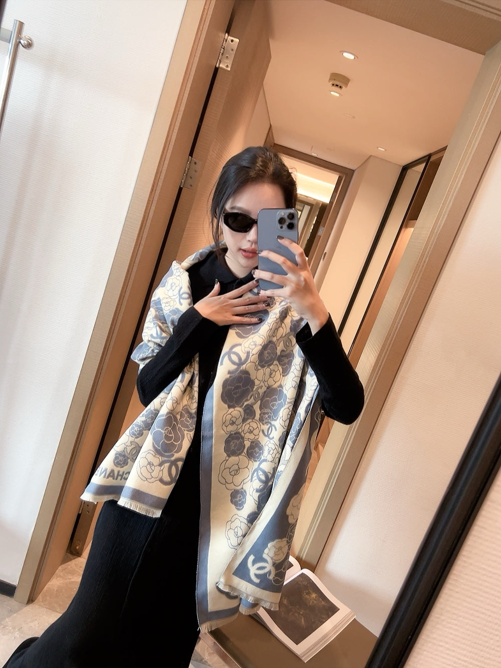 14C440W　 Fashion scarves