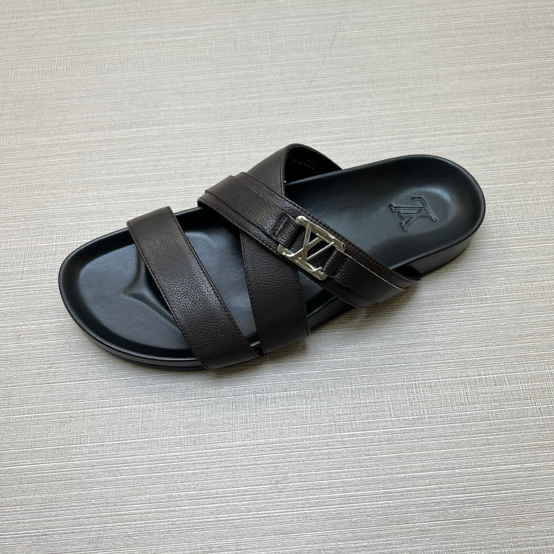 54E88Z   fashion  slippers