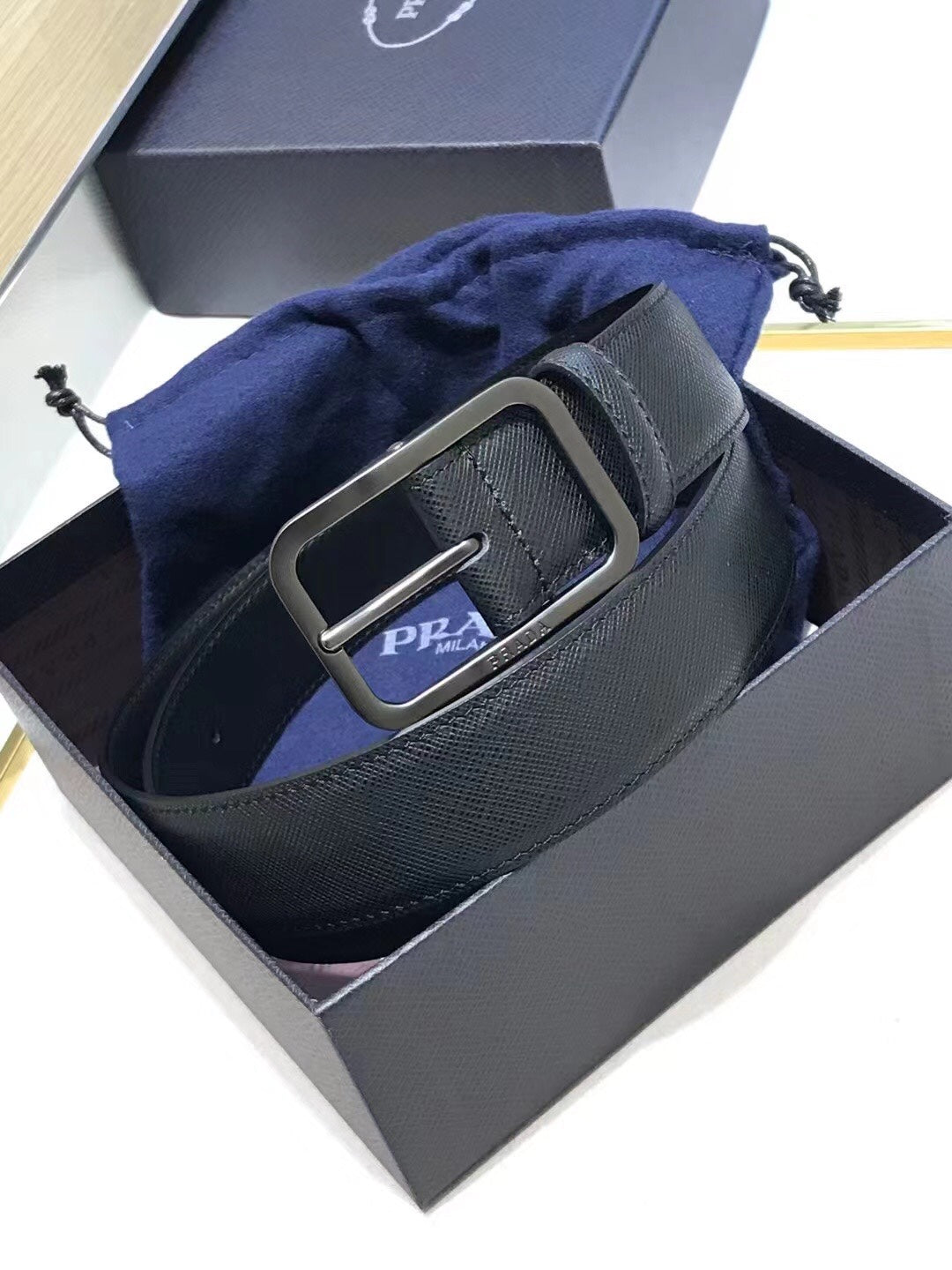 14PD88P   (High quality leather belt With full package)