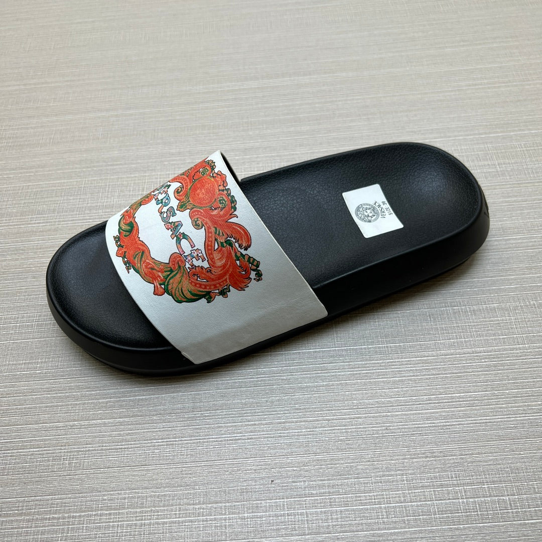 54V165Z  fashion slippers