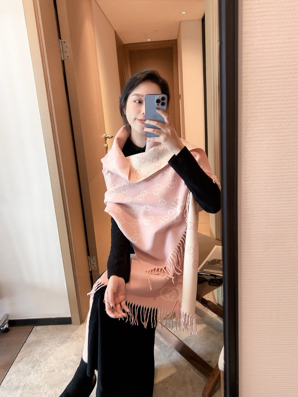 14B370W　Fashion scarves