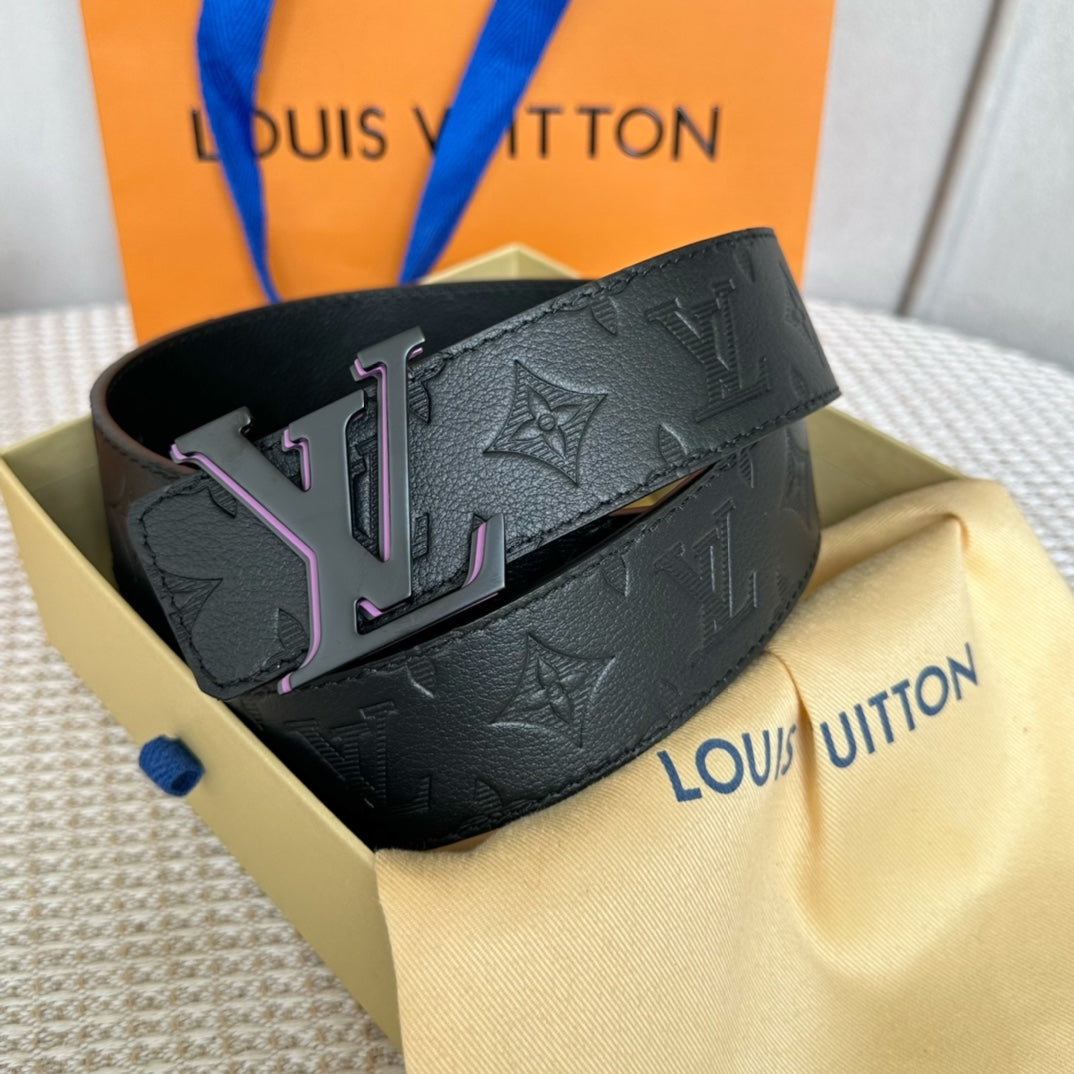 14E55P   (High quality leather belt With full package)