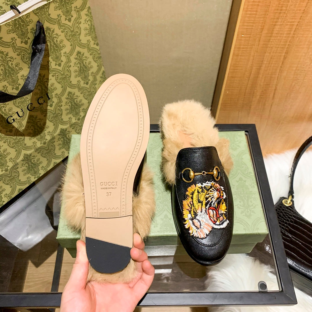 1YB50Z  1：1High quality rabbit fur slippers