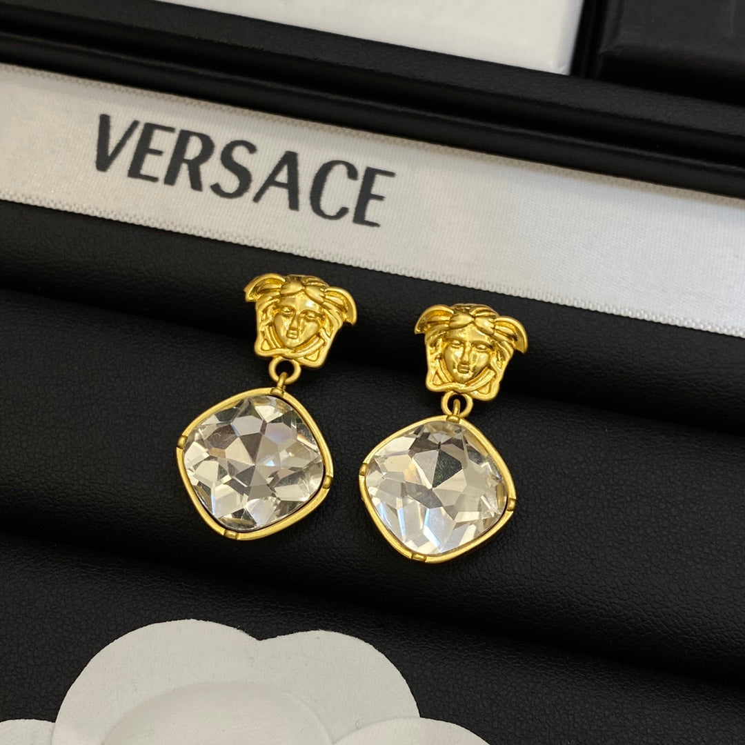 1YV318E  Fashion high -quality Earrings