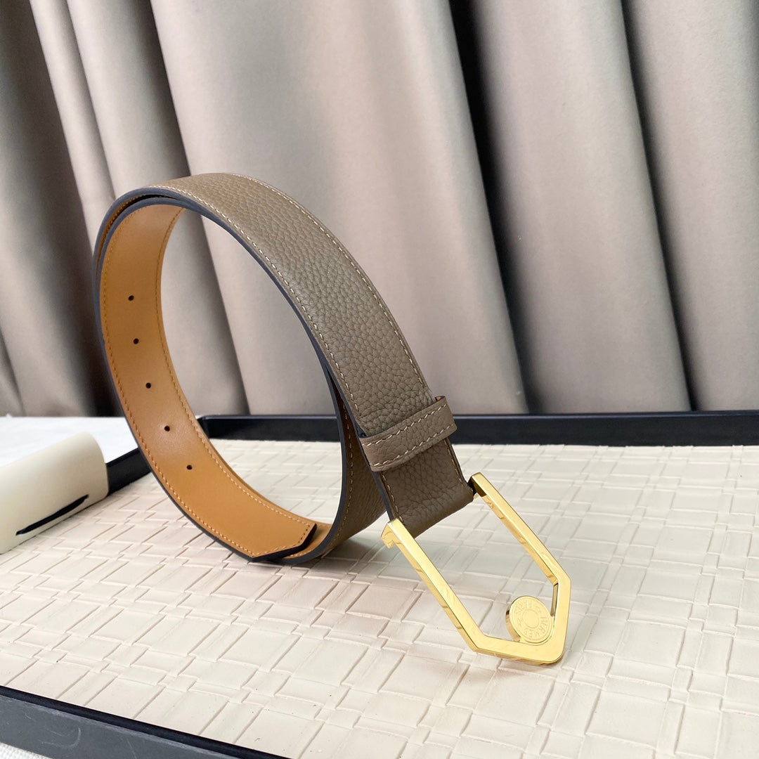 14H107P   (High quality leather belt With full package)